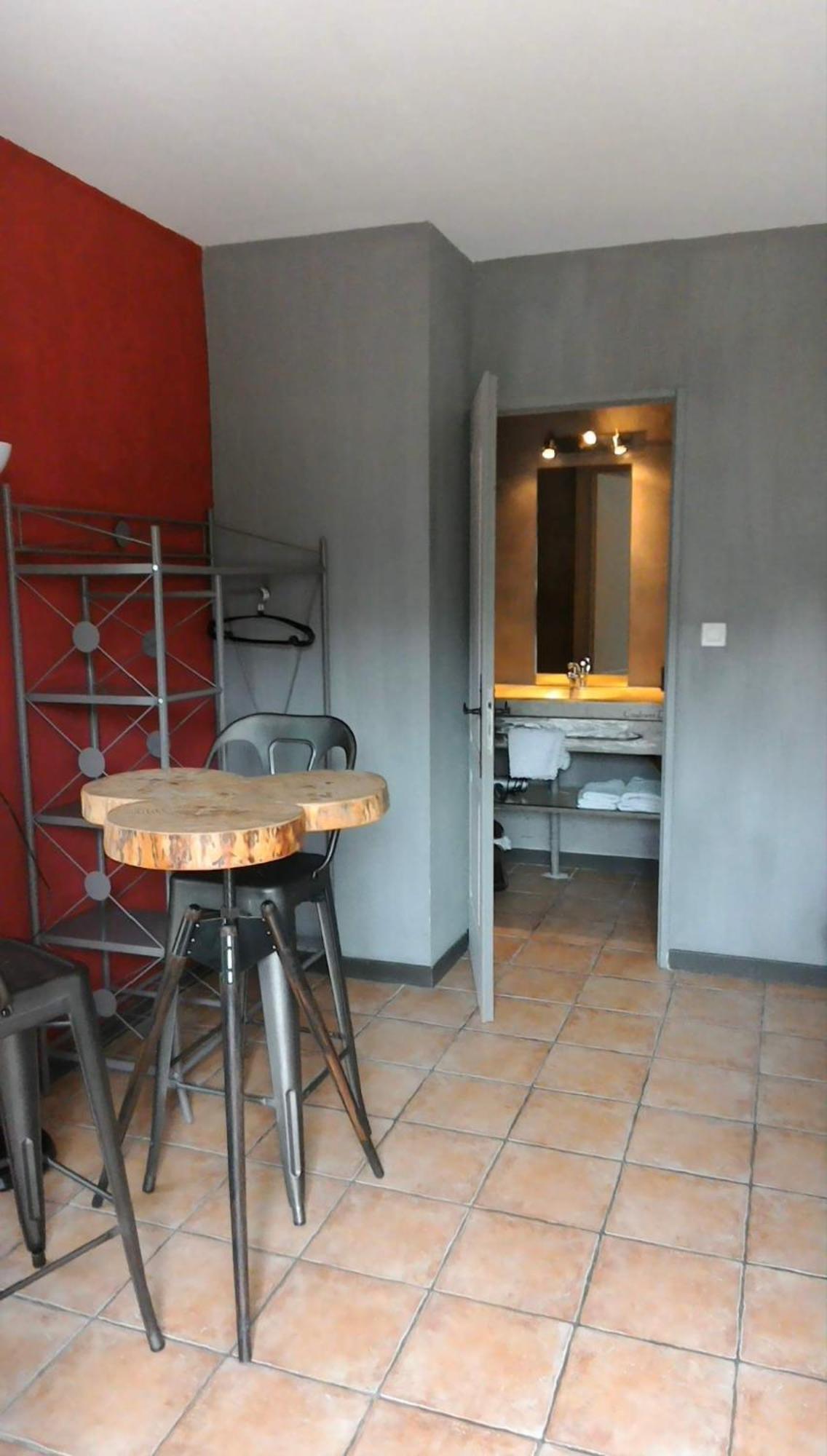 Studios Et Gite La Sauvasse Vagnas Exteriör bild